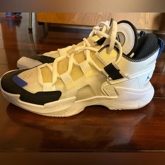 Men’s Jordan Why Not .5 sneaker, size 10.5, lightly used. - Picture 3 of 5